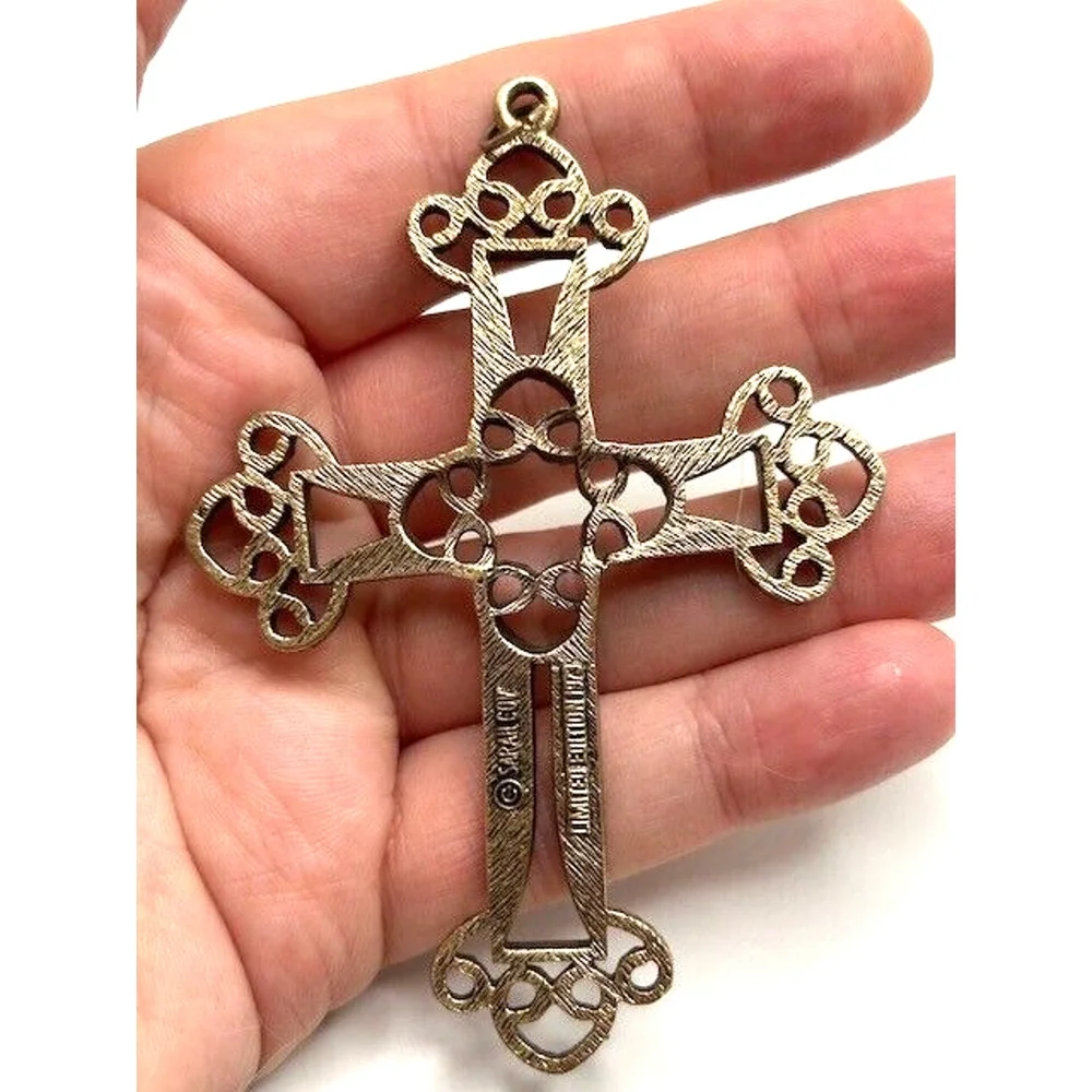 Vintage Sarah Coventry Limited Edition 1973 Filigree‎ Cross Pendant Gold Signed